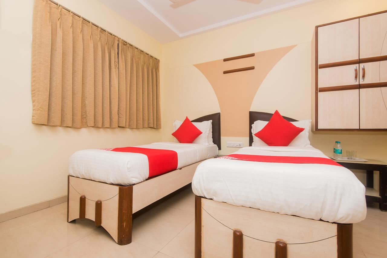 Hotel Kalpana Palace, מומביי מראה חיצוני תמונה